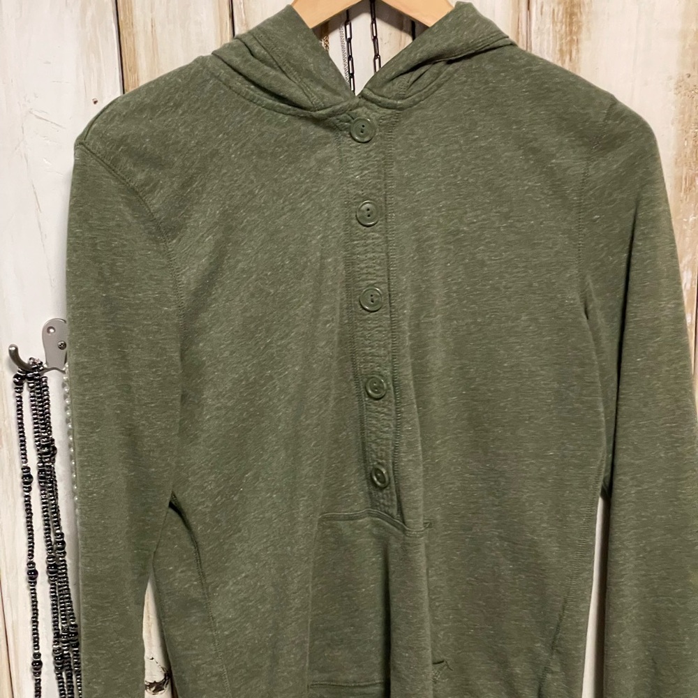 Light weight sweatshirt